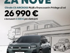 Citroën C5 Aircross PLUS v tmavozelenej farbe pred rodinným domom – akcia Staré za nové, cena od 26 990 €